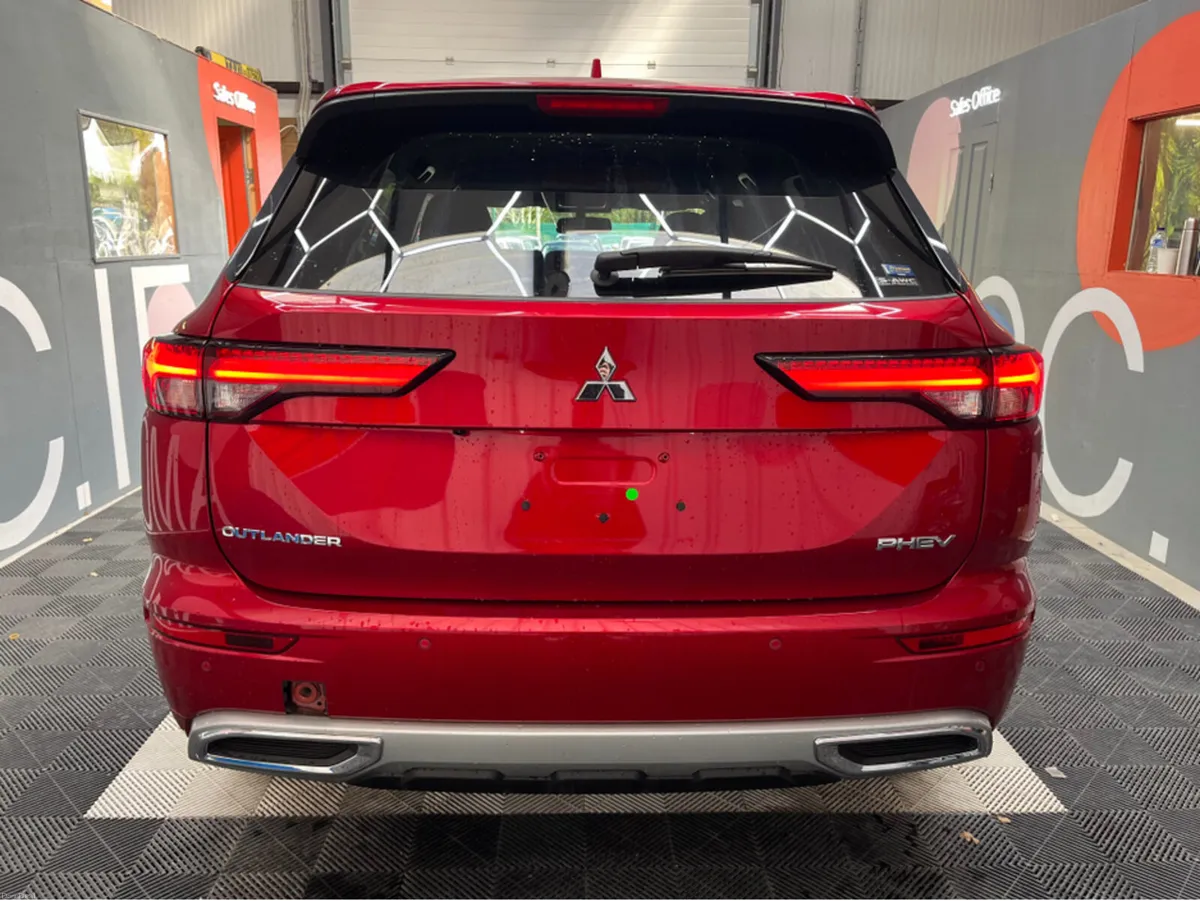 Mitsubishi Outlander 2024 MITSUBISHI OUTLANDER P 4 - Image 3