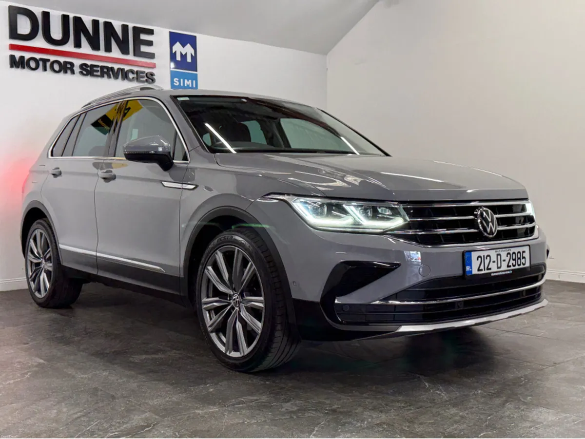 Volkswagen Tiguan **ELEGANCE MODEL**FULL LEATHER** - Image 4