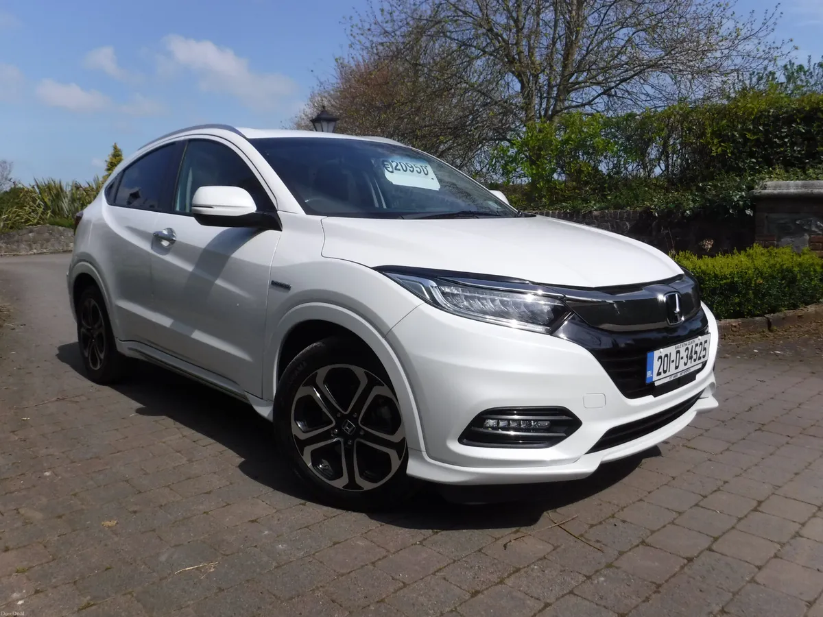 HONDA VEZEL 1.5 AUTO HYBRID Z-SPEC ANDROID+CARPLAY - Image 1