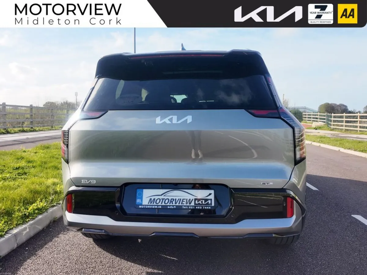 Kia EV9 Electric GT-Line Range Over 500KM FAST CHA - Image 4