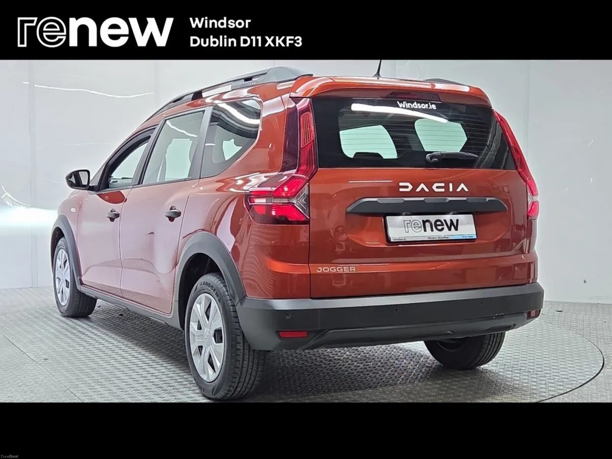 Dacia Jogger TCe 110 Essential 7 Seater - Image 4