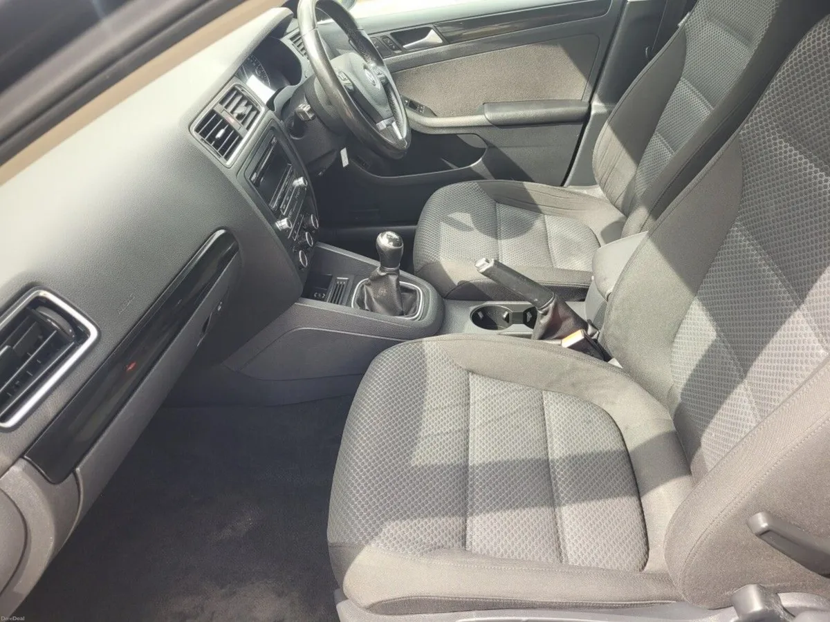 Volkswagen Jetta CL 1.6 TDI 105BHP *NCT&SERVICE* - Image 3