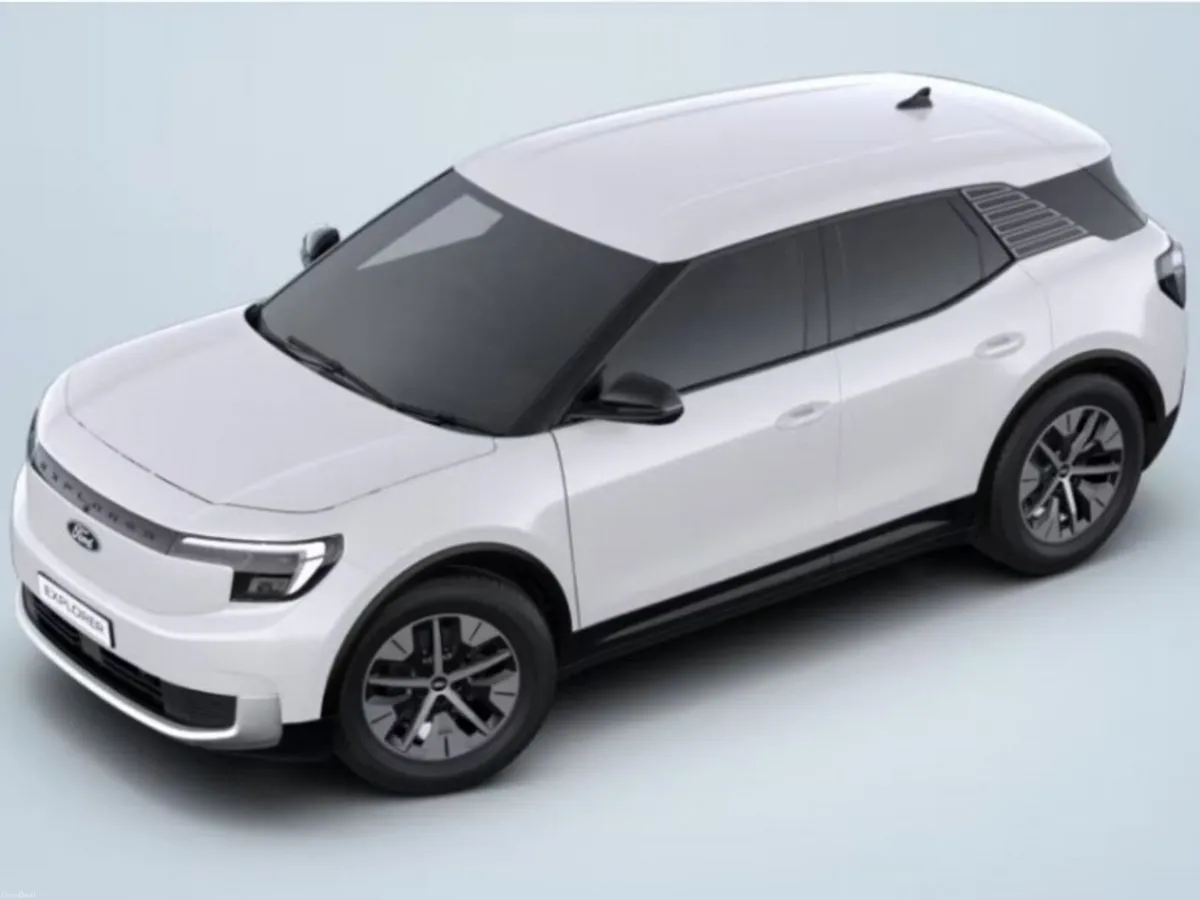 Ford Explorer Select RWD Extended Range - Image 2