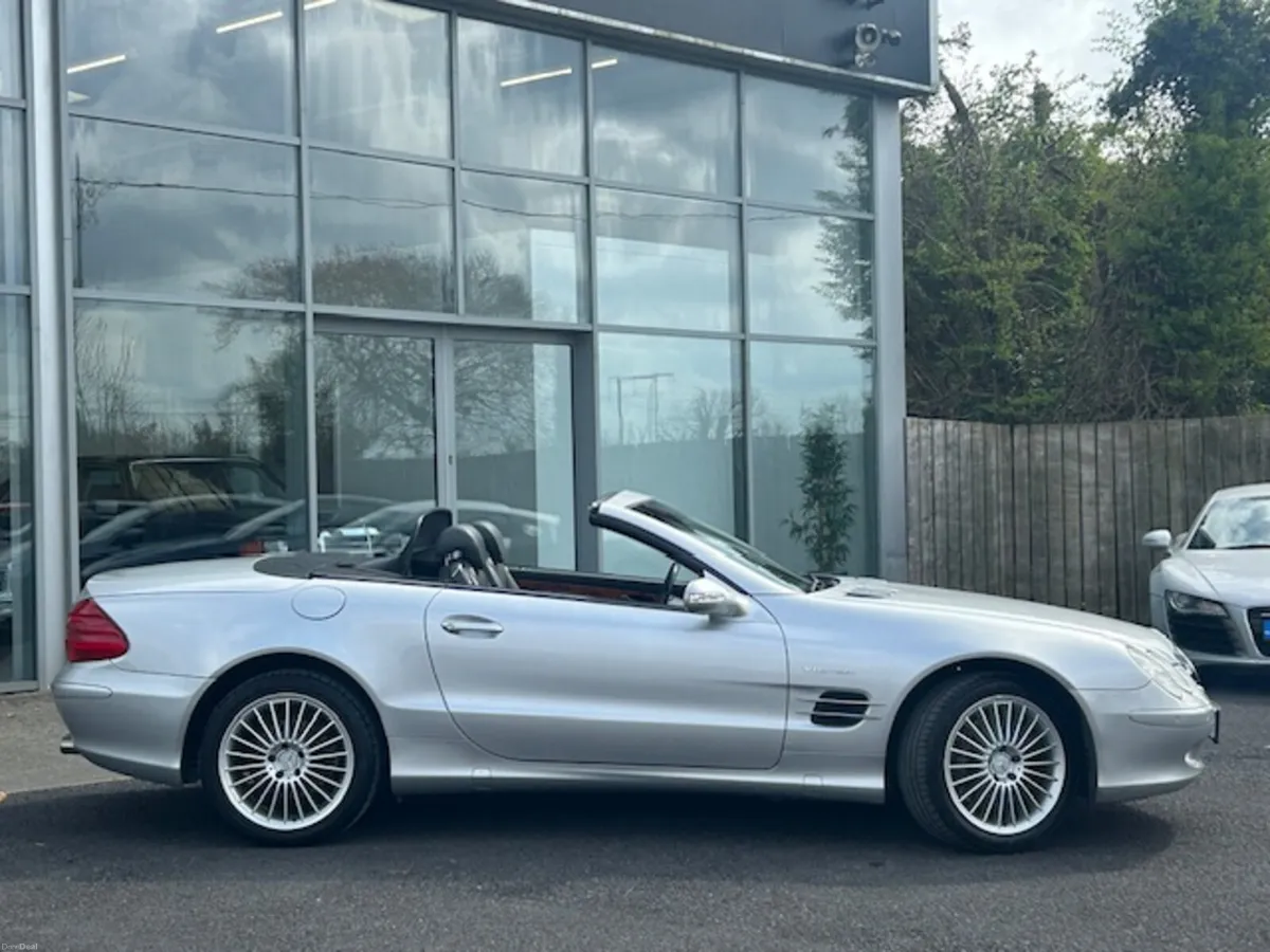 Mercedes-Benz SL500 Cabriolet Auto - Image 3