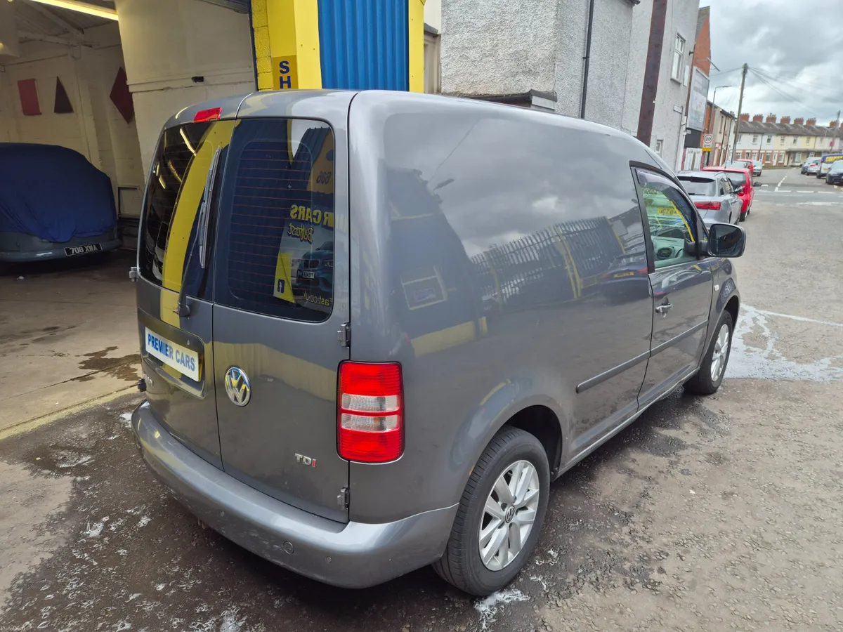Volkswagen Caddy 2014 - Image 3