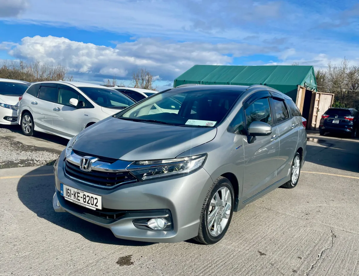 HONDA SHUTTLE 2016 (1.5, HYBRID) - Image 3