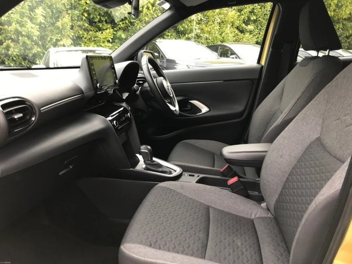 Toyota Yaris Cross LUNA SPORT - GRANDONS - Image 6
