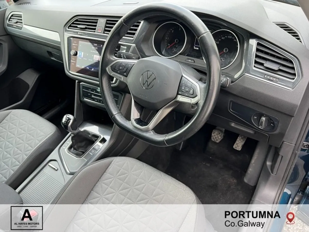 Volkswagen Tiguan LIFE 2.0 TDI 6SPEED 122BHP - Image 6