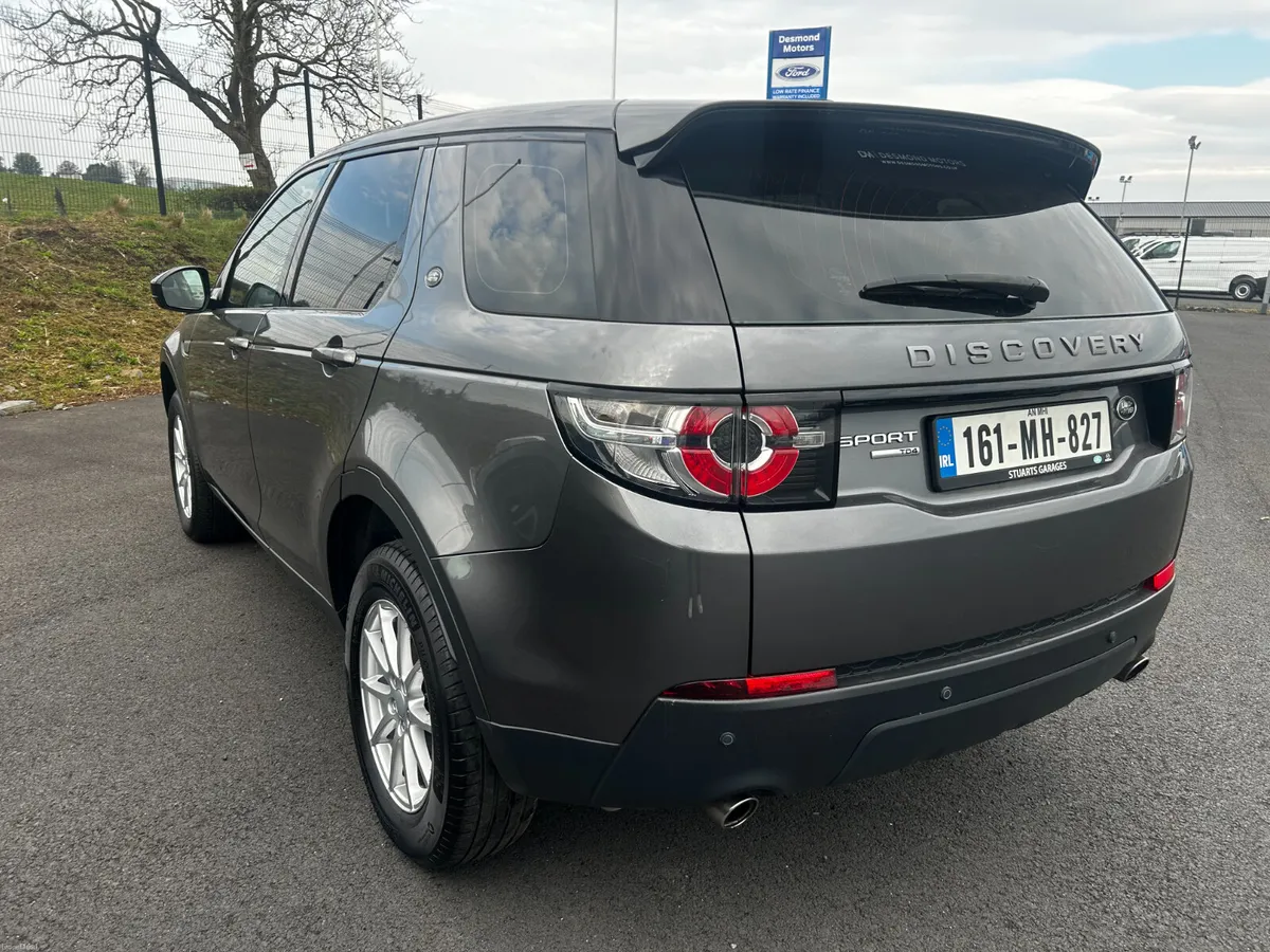 Land Rover Discovery 2016 - Image 4