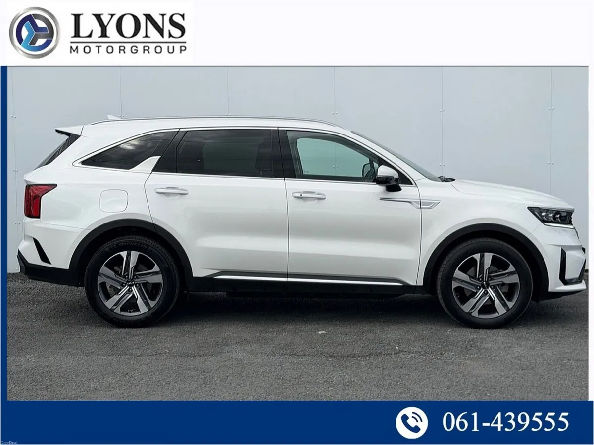 Kia Sorento 1.6 PHEV K3 4X4 5 SEATS - Image 6