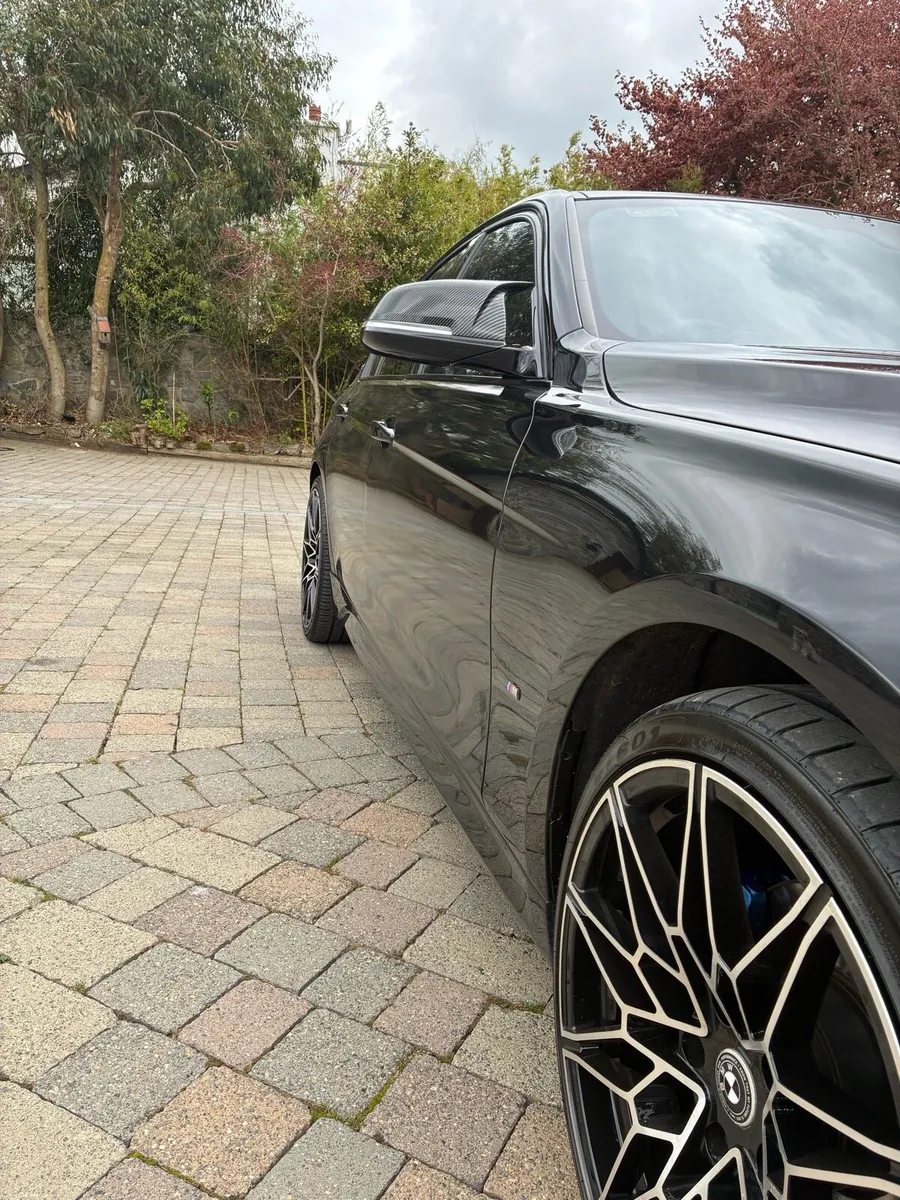 BMW f30 330e 2017 Black - Image 4