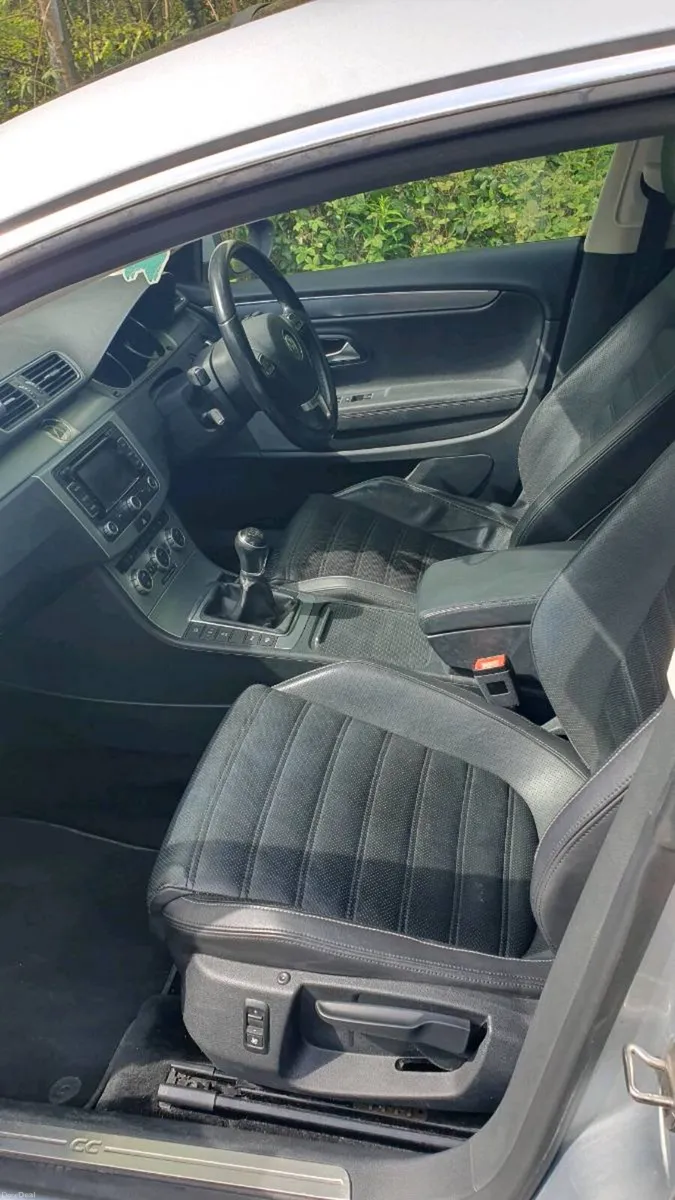 2013 Passat CC - Image 2