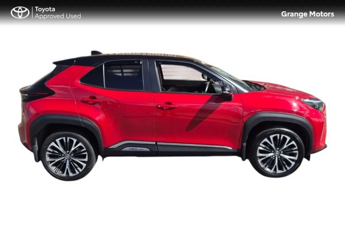 Toyota Yaris Cross 1.5 HYBRID SOL 5DR - Image 4