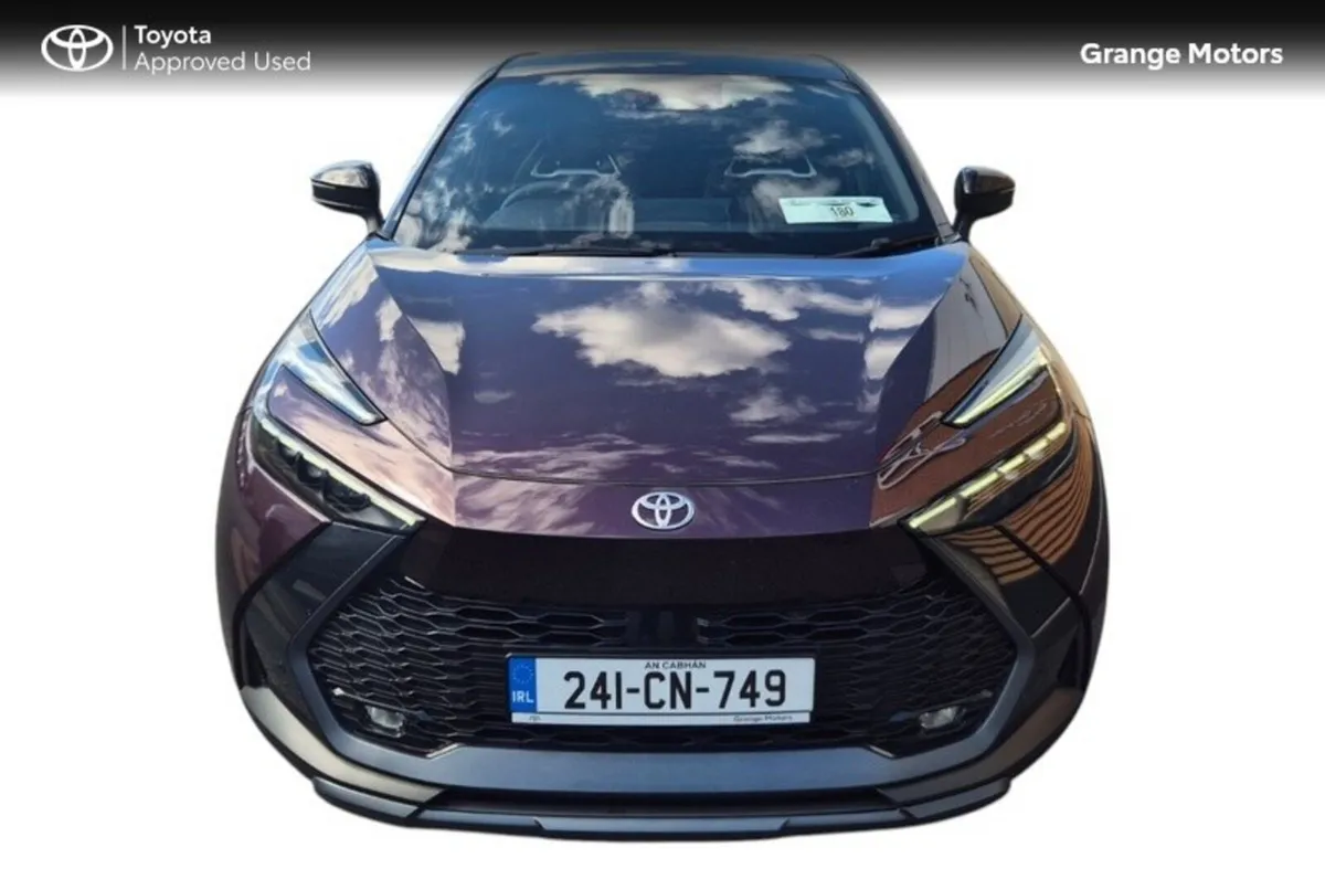 Toyota C-HR 1.8 HYBRID SOL 5DR - Image 5