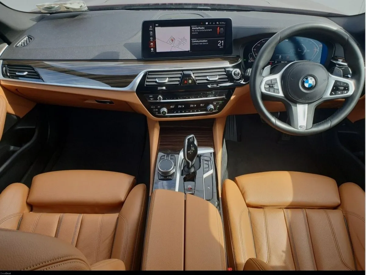 BMW 5-Series 520d M Sport Saloon - Image 4