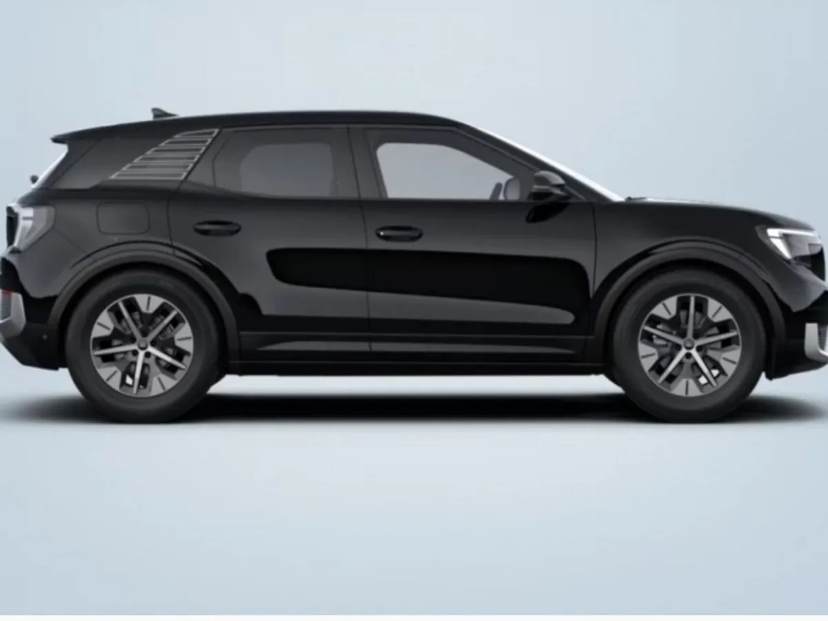 Ford Explorer Select RWD Extended Range - Image 2
