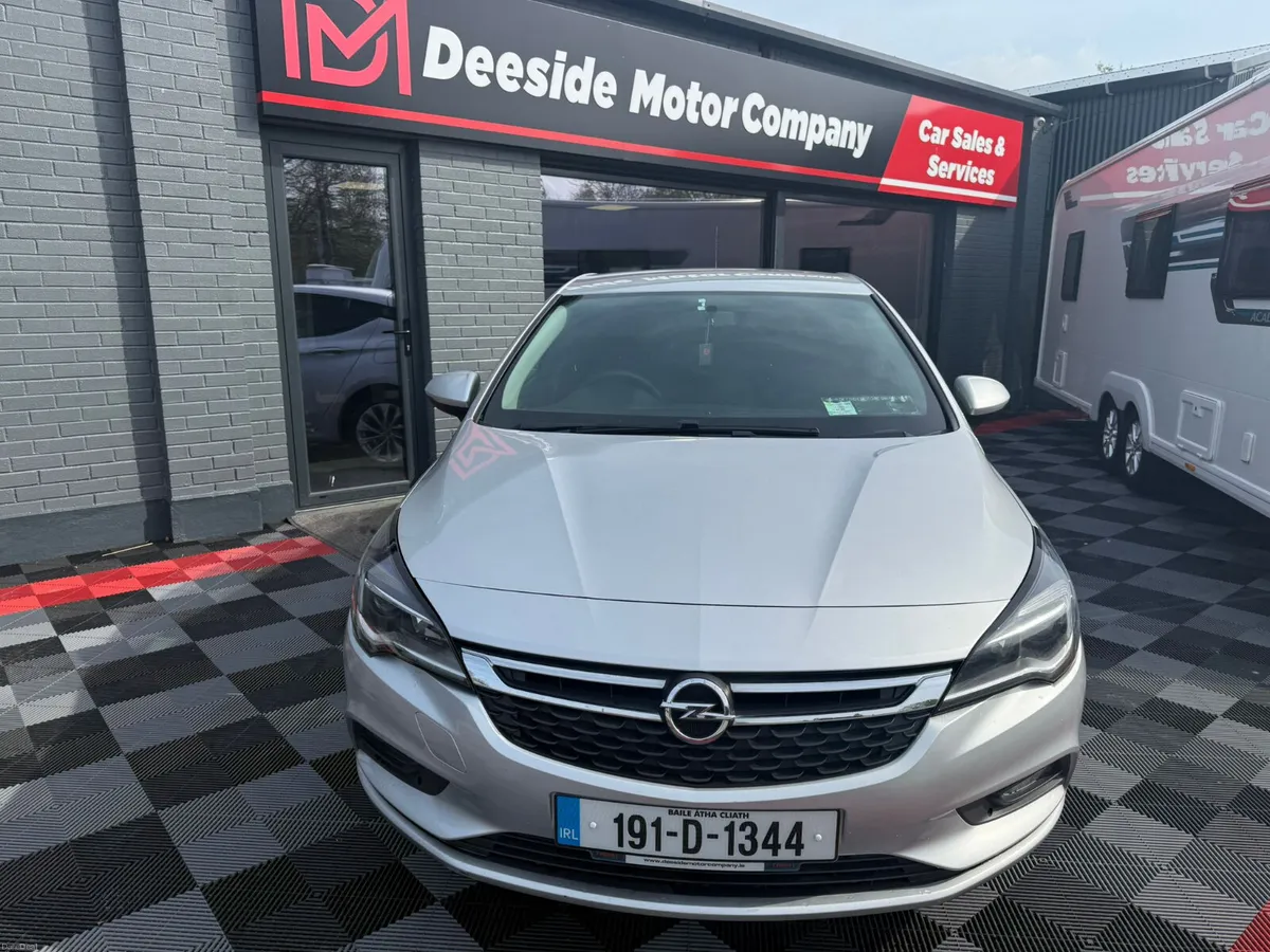 Opel Astra 1.6 CDTI 2019 - Image 4