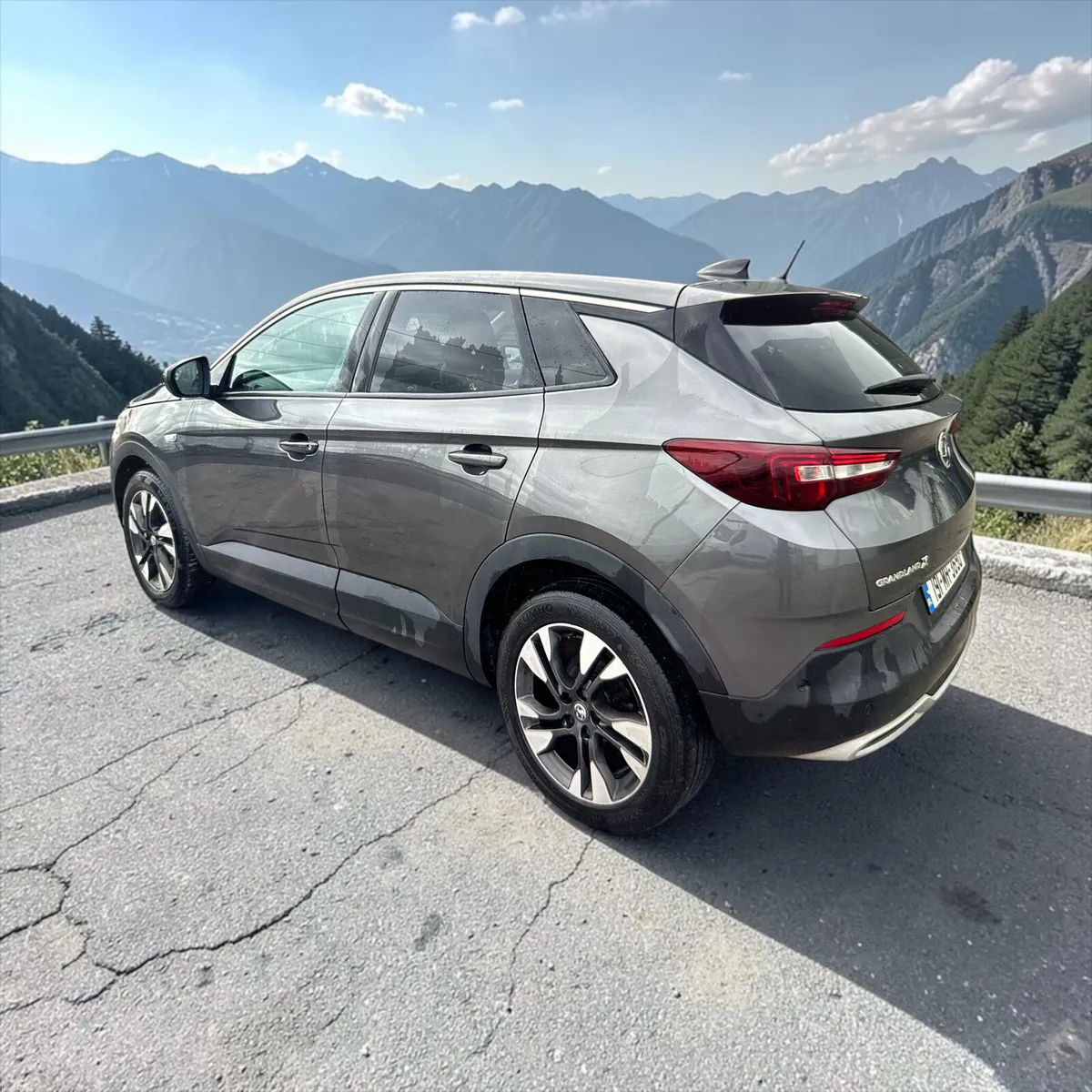 Vauxhall Grandland X 1.5 diesel - Image 4