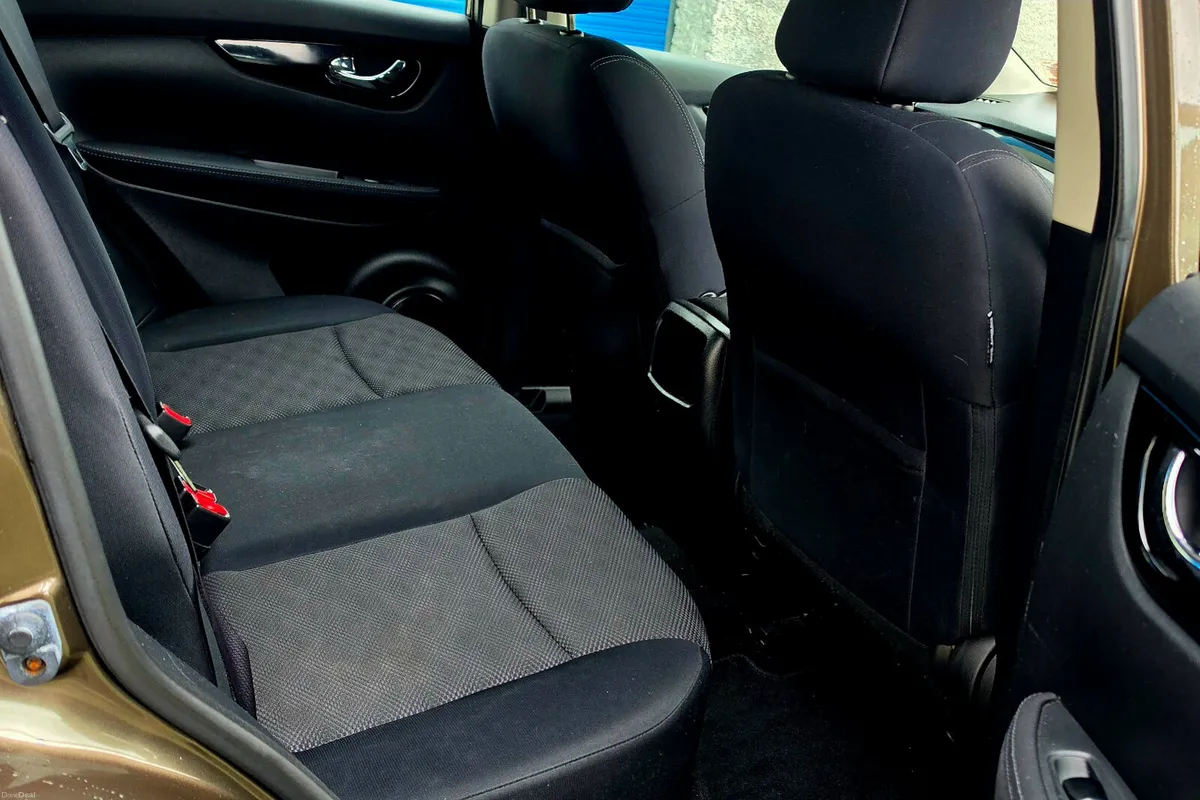 Nissan Qashqai 1.5dci SV SAFETY PACK NCT TAX LowKm - Image 6
