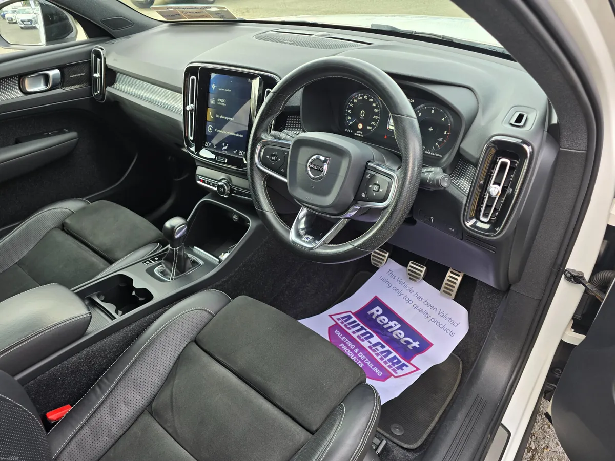 191 VOLVO XC40 *2.0d*R DESIGN* - Image 6
