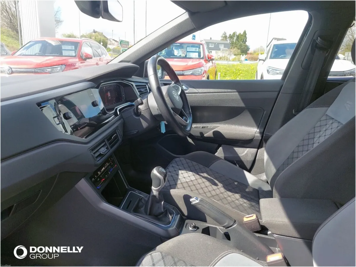 Volkswagen Polo Hatchback R-Line - Image 2