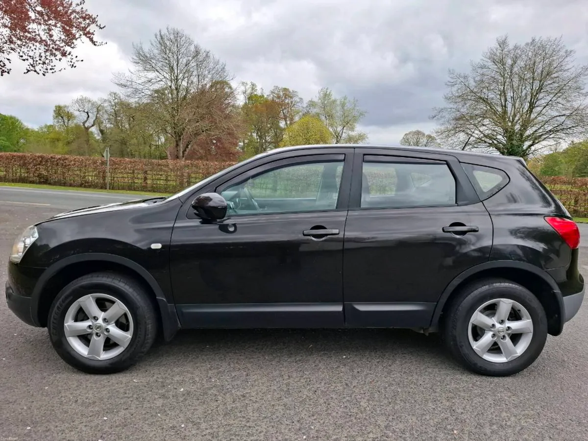 Nissan Qashqai Low Mileage - Image 4
