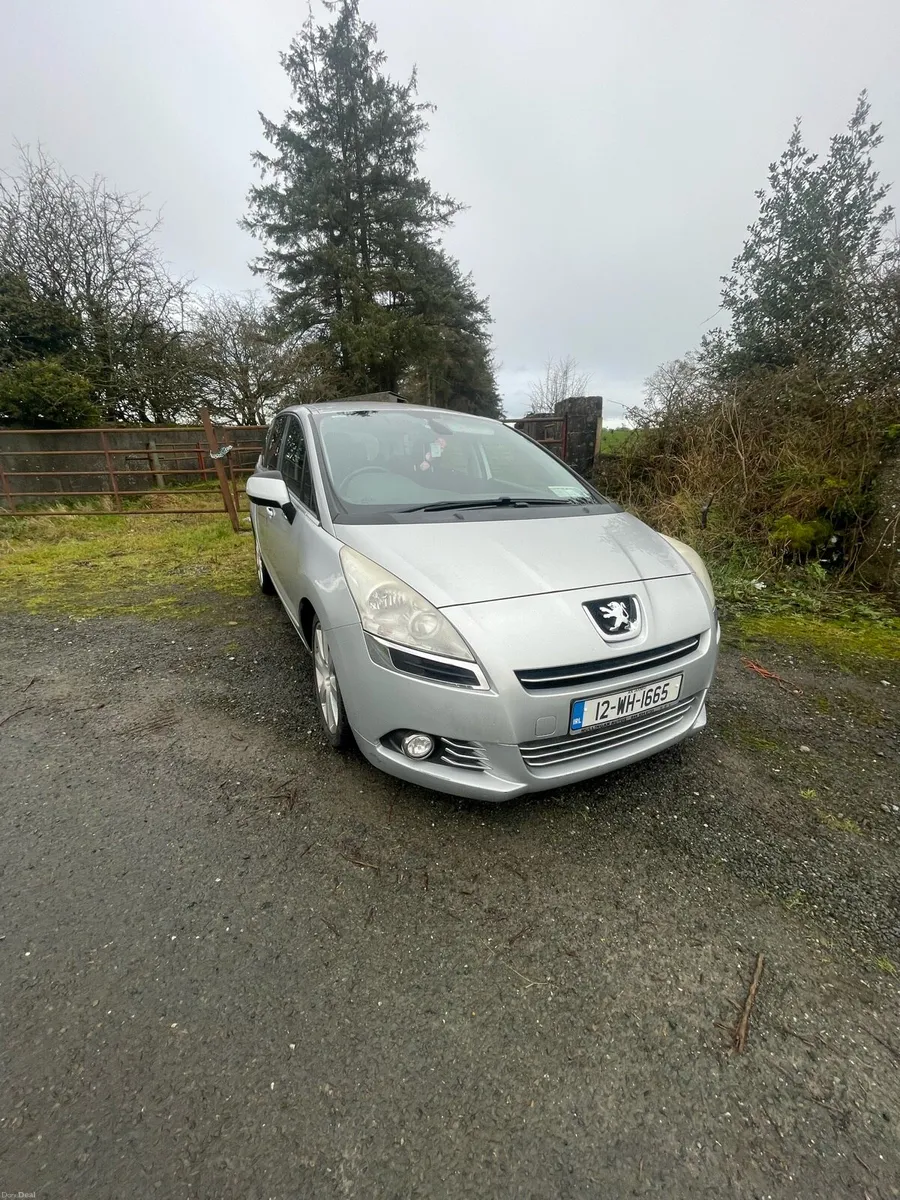 Peugeot 5008 - Image 1