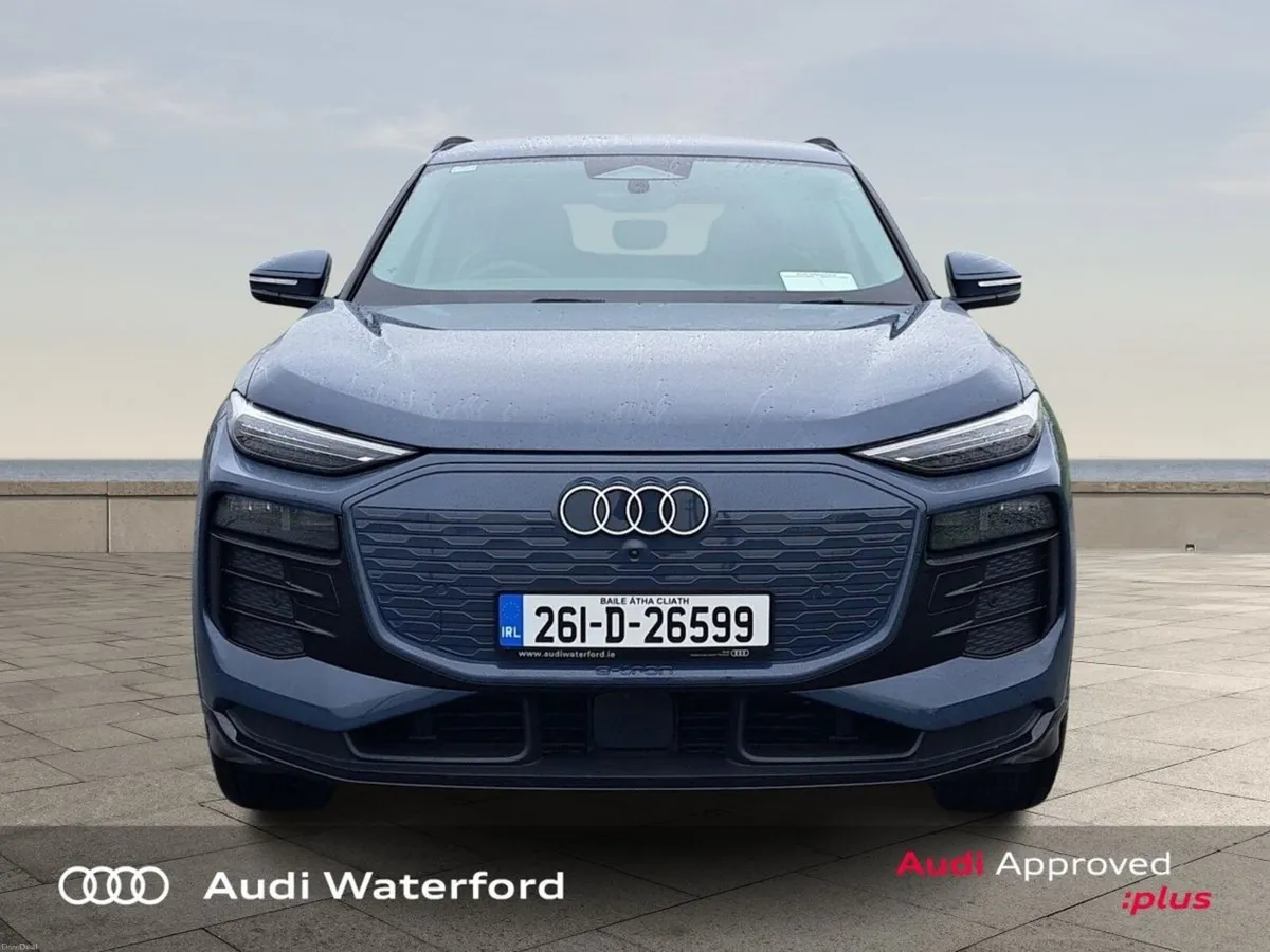 Audi Q6 e-tron Advance - Image 2