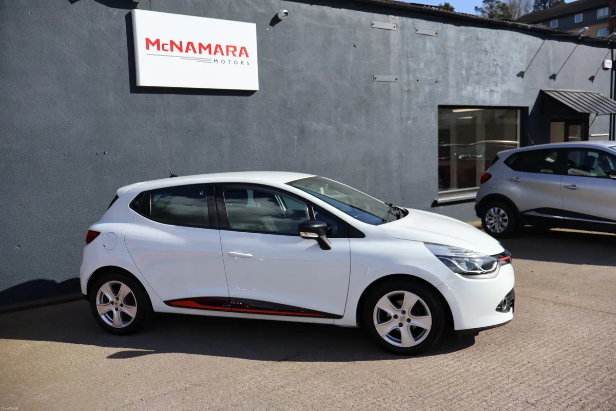 Renault Clio Dynamique S NAV 12 Month NCT! - Image 2