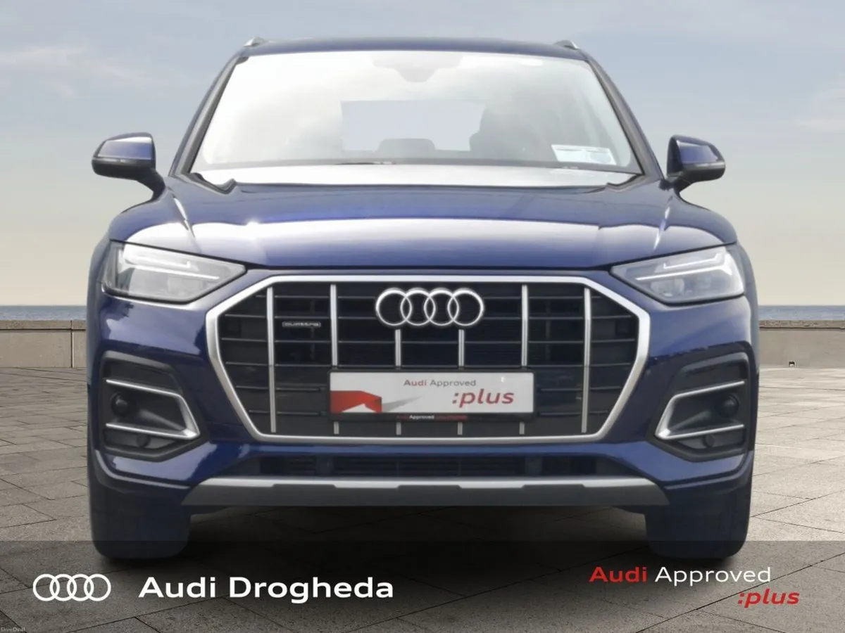 Audi Q5 Q5 50 TFSI e 299HP S tronic q SE - Image 3