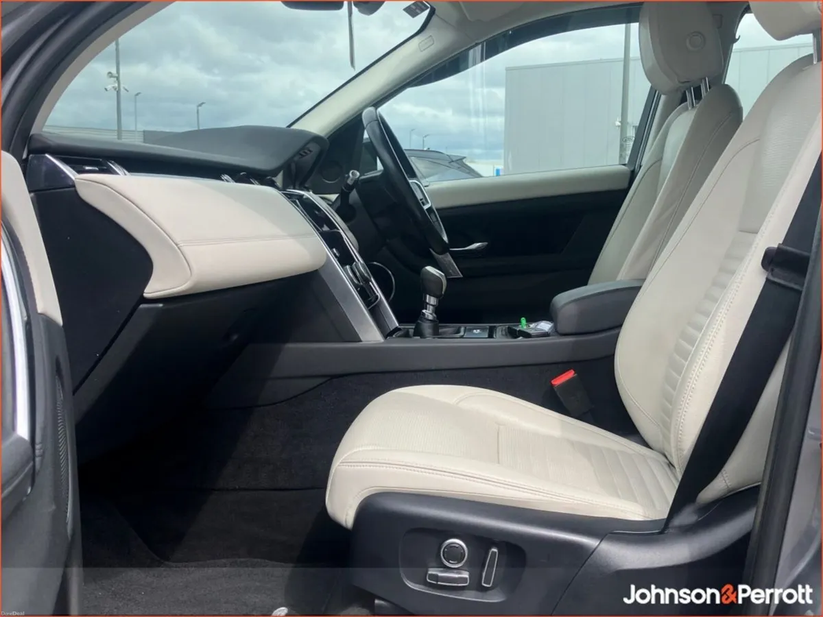 Land Rover Discovery Sport 2.0D eD4 163 PS FWD S - Image 4