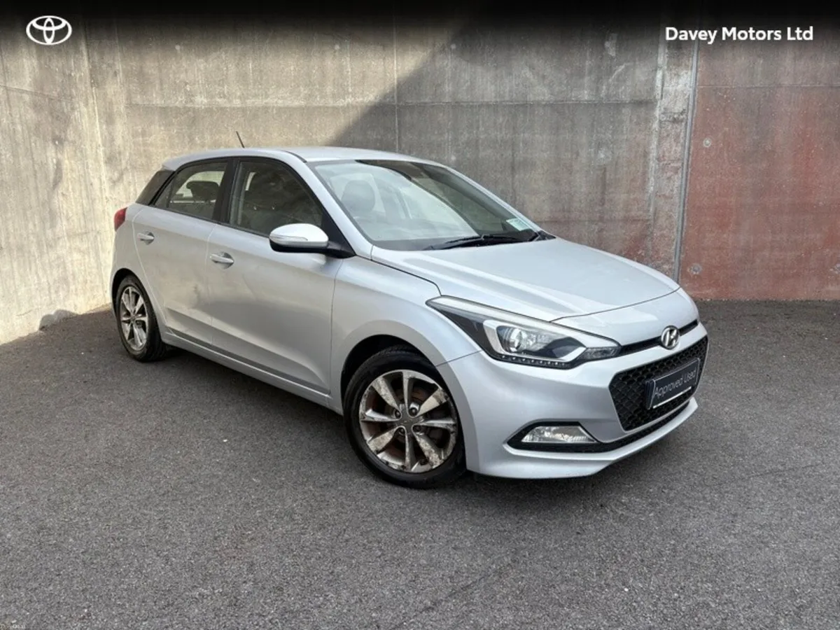 Hyundai i20 PETROL DELUXE 5DR - Image 1