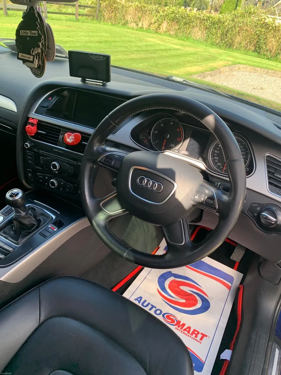 Audi A4 2014 - Image 1