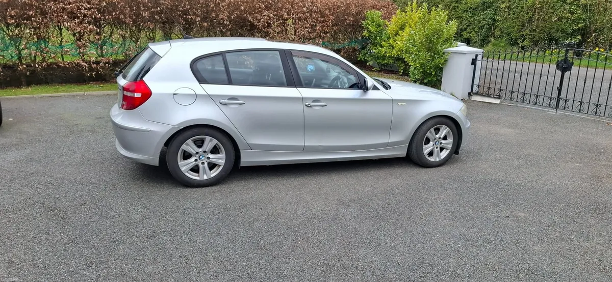 BMW 1-Series 2007 - Image 2