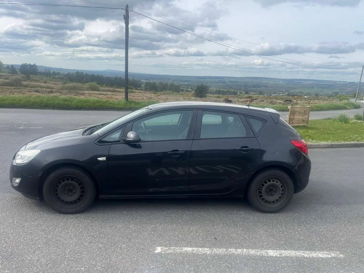 Opel Astra (Tax&Tested) - Image 3