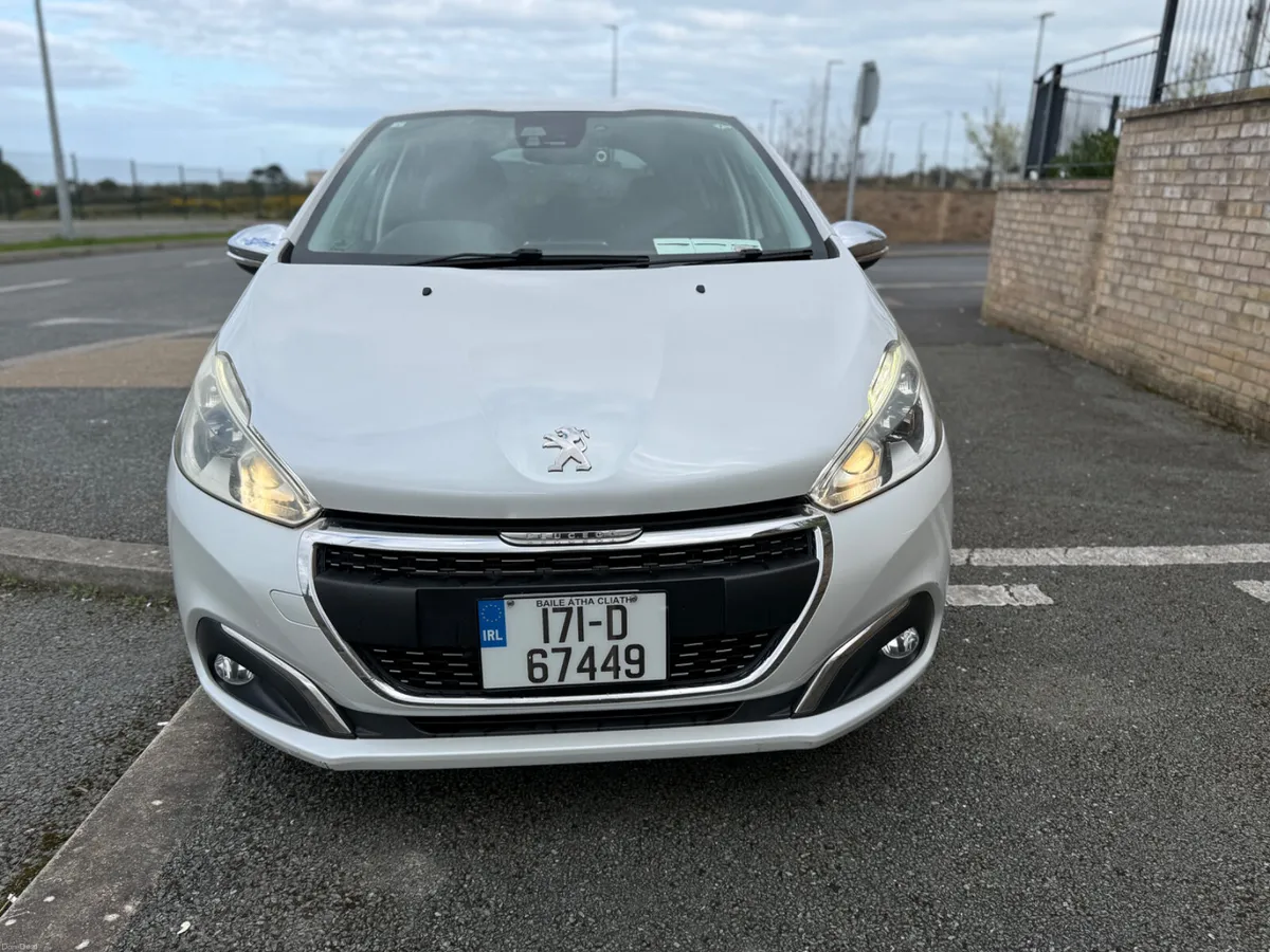 171 Peugeot 208 1.2 Petrol Automatic Low Mileage - Image 2