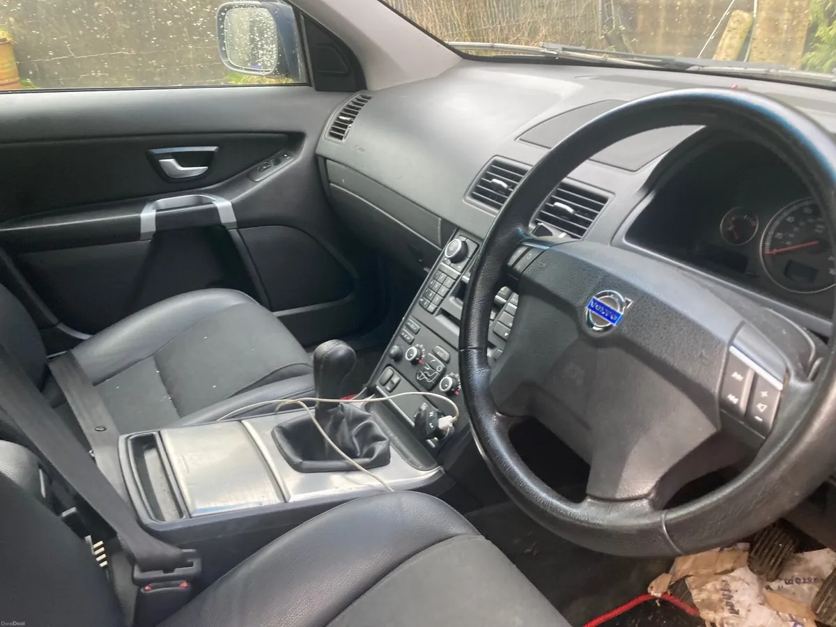 Volvo XC90 2009 - Image 3