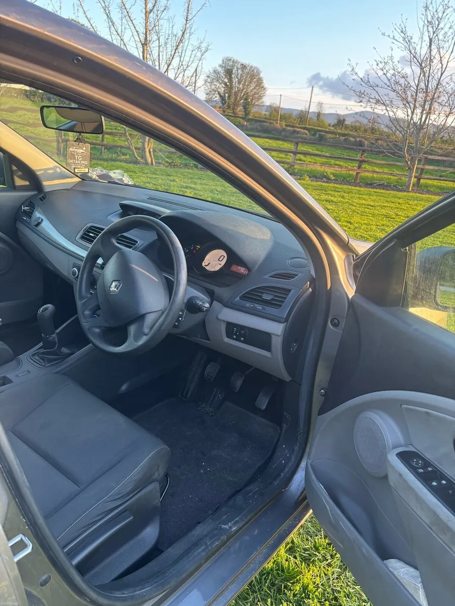 Renault megane estate - Image 4