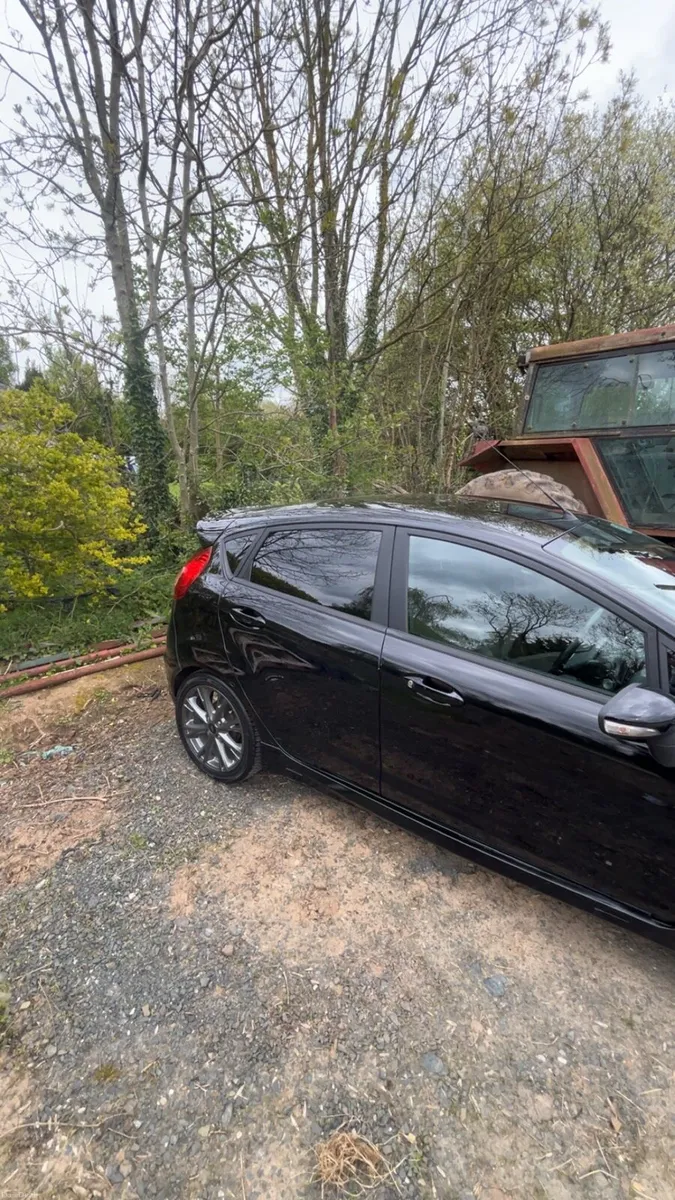 Ford fiesta st line - Image 2