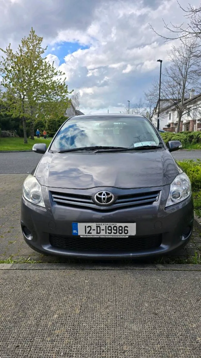 2012 Toyota Auris – Fresh NCT -€4700 - Image 1