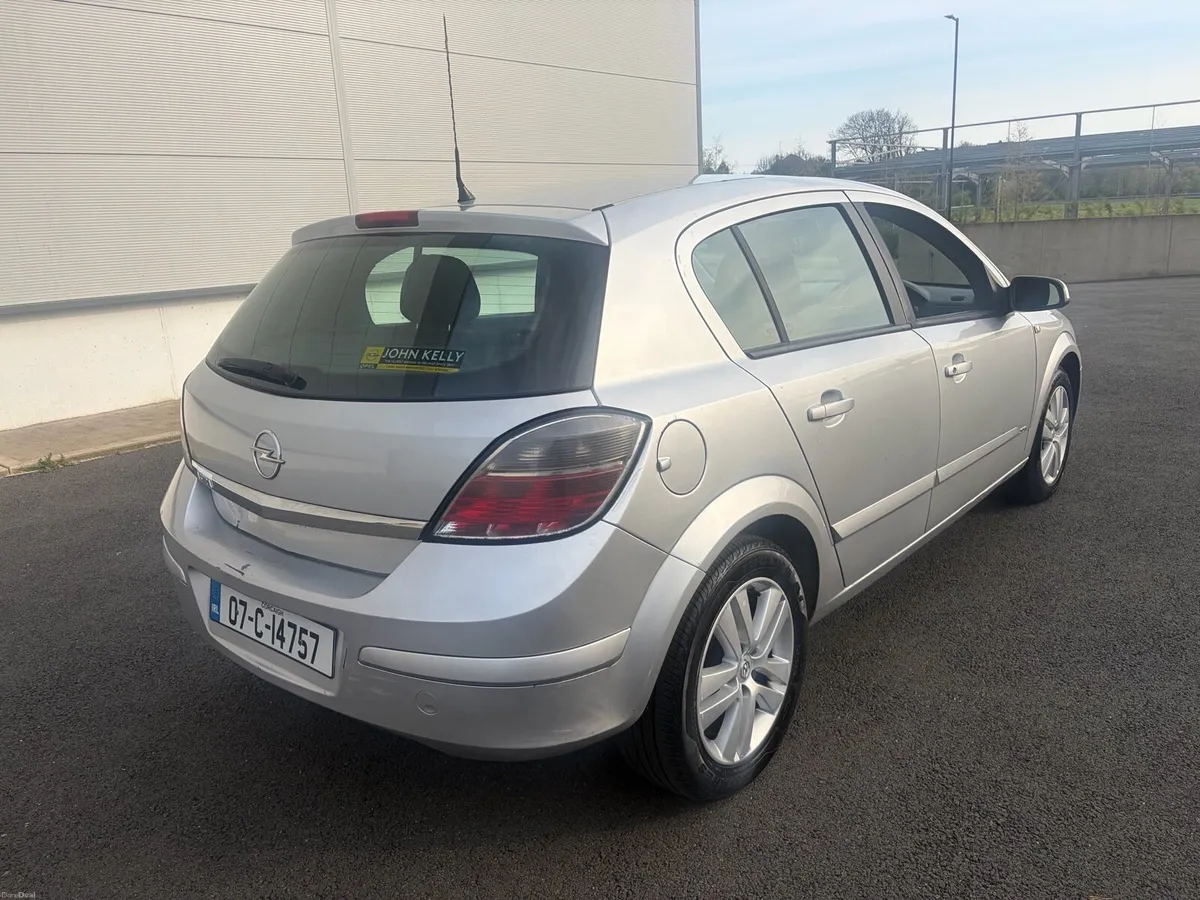 Opel Astra NCT & TAX - Image 3
