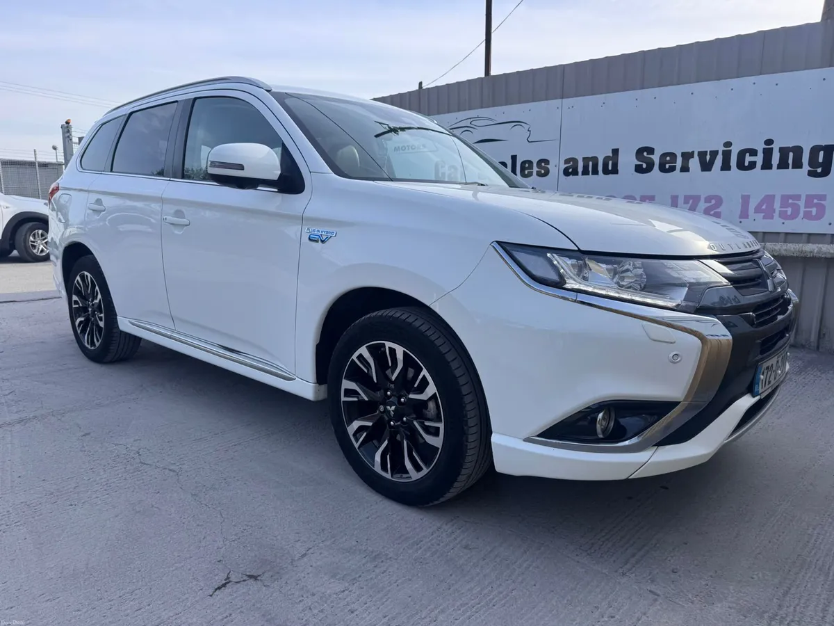 172 Mitsubishi Outlander PHEV 2.0L MIVEC High Spec - Image 2