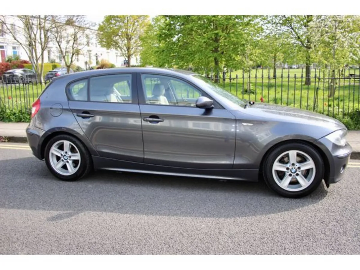 BMW 1-Series I Sport ZV22 5DR - Image 3