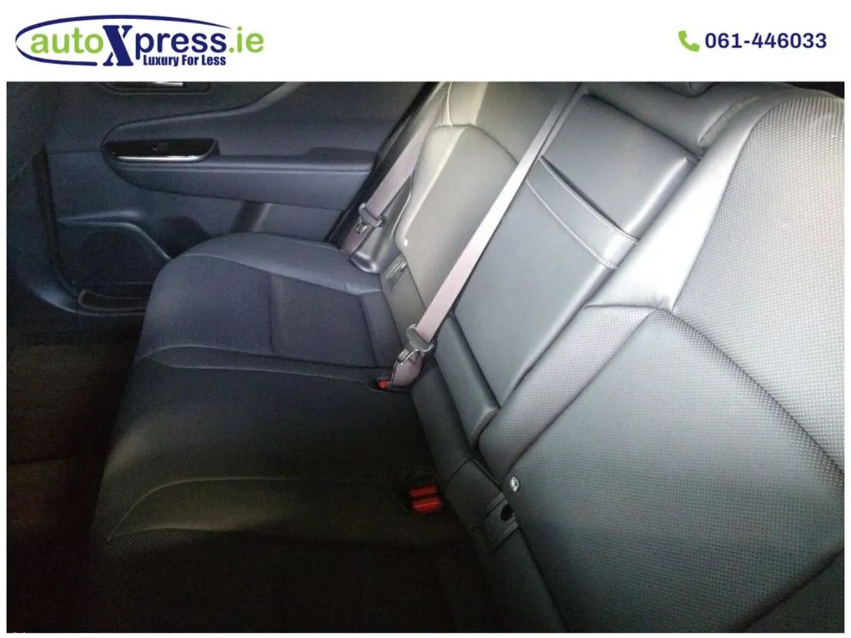 Toyota Crown 4 WD ESTATE, 360 camera, Ultra Low mi - Image 4