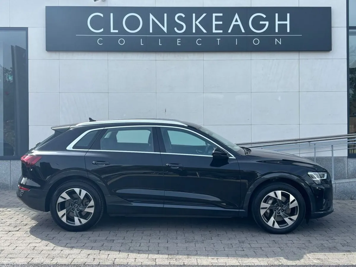 Audi Q8 e-tron QUATTRO SPORT - Image 4