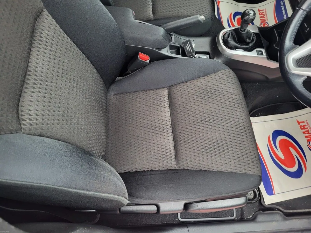 Honda Jazz 1.3 VTEC Executive - Image 4