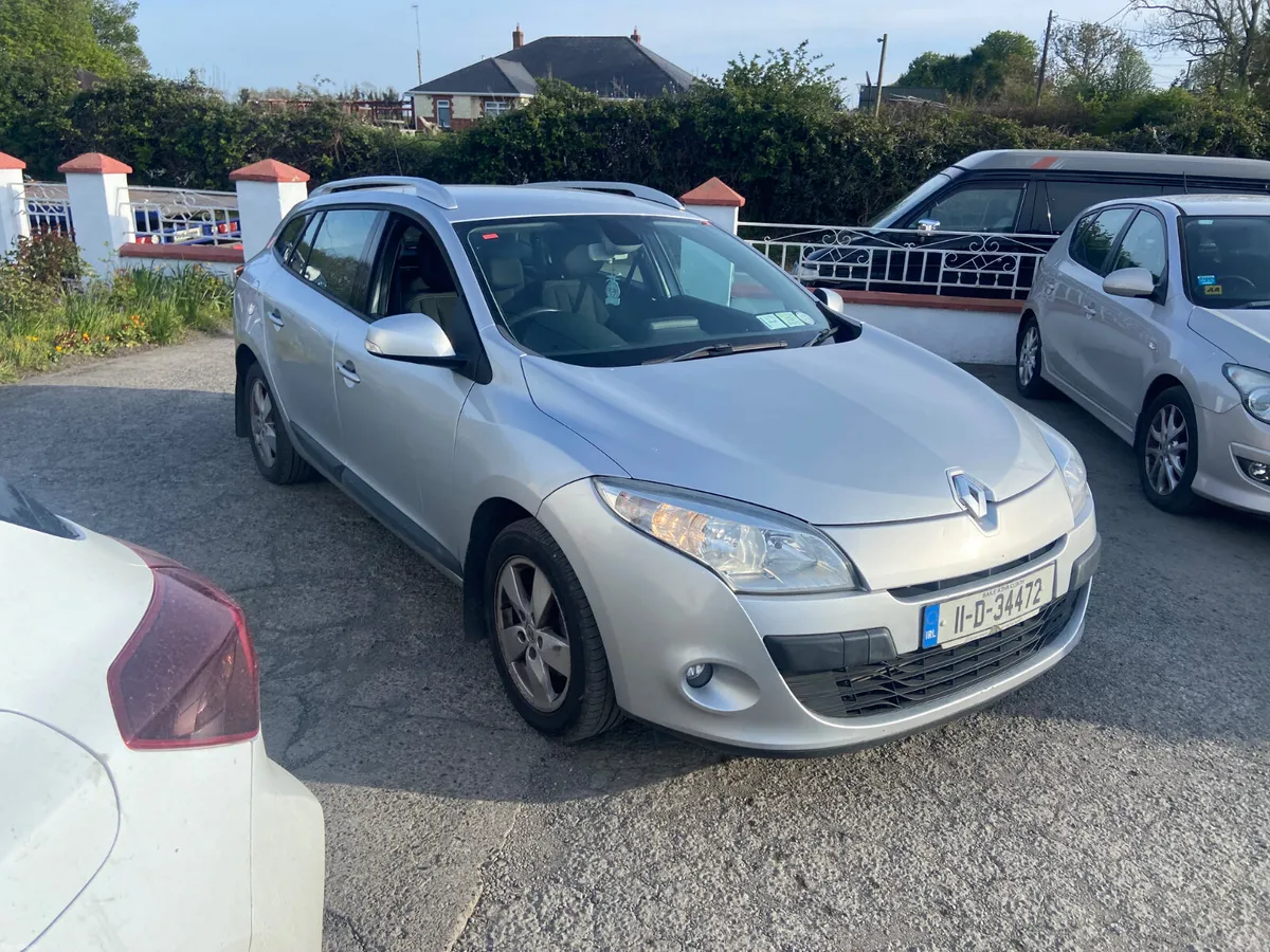 Renault Megane 2011 nct and taxed - Image 1