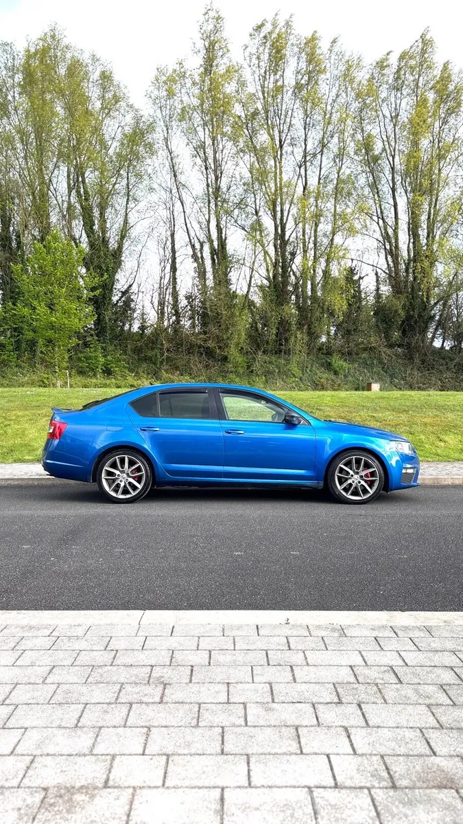 2016 (162) Skoda Octavia VRS 2.0L Manual - Image 3