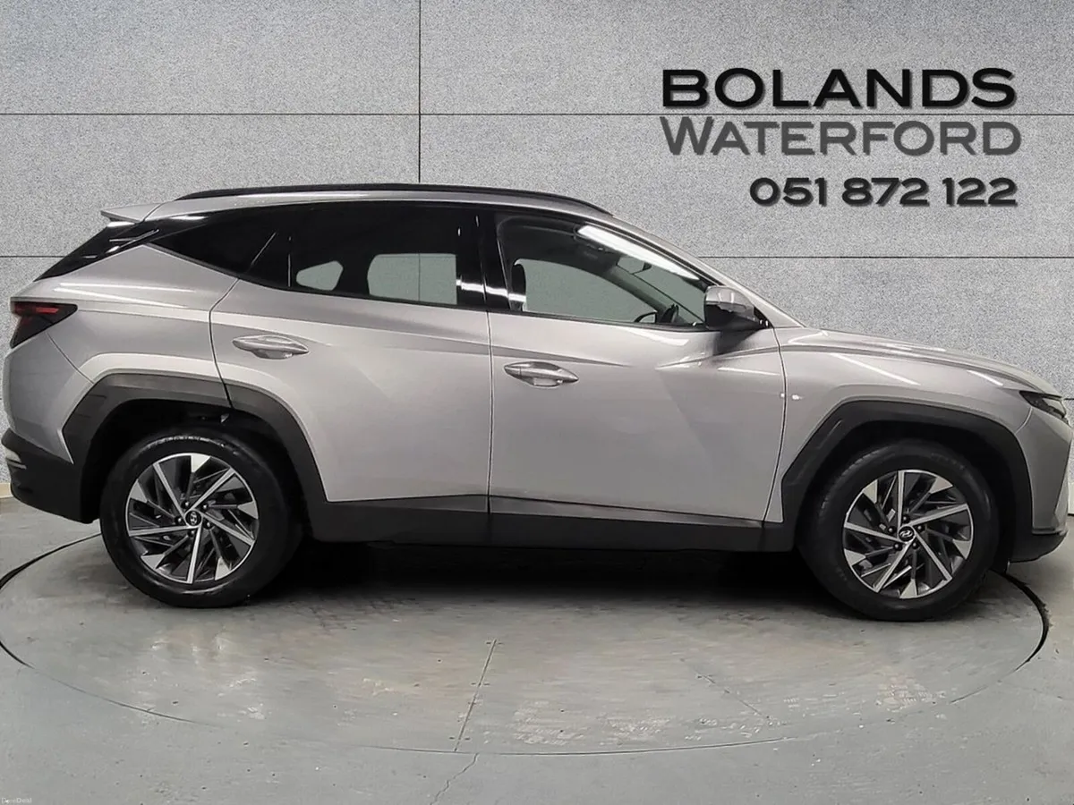 Hyundai Tucson 2WD Executive - Image 4