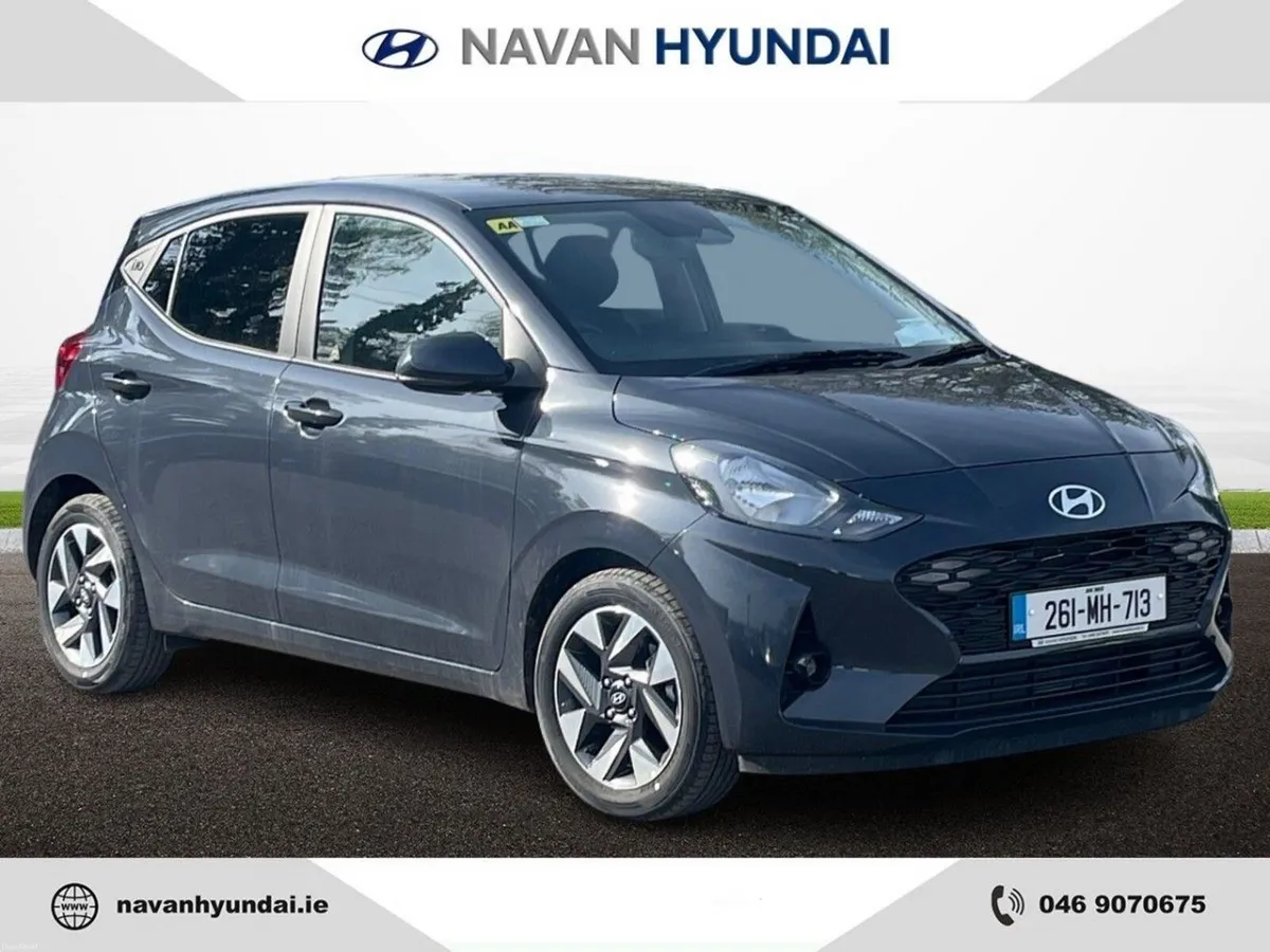 Hyundai i10 Deluxe Plus *EX DEMO* - Image 1